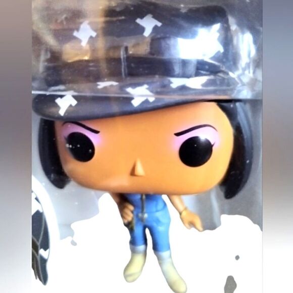 FUNKO POP "The Office" KELLY KAPOOR VINYL FIGURE "Casual Day The Office" #1008 - Picture 5 of 12